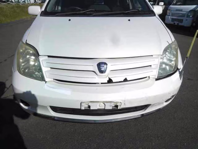 TOYOTA IST