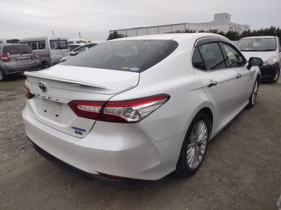 TOYOTA CAMRY