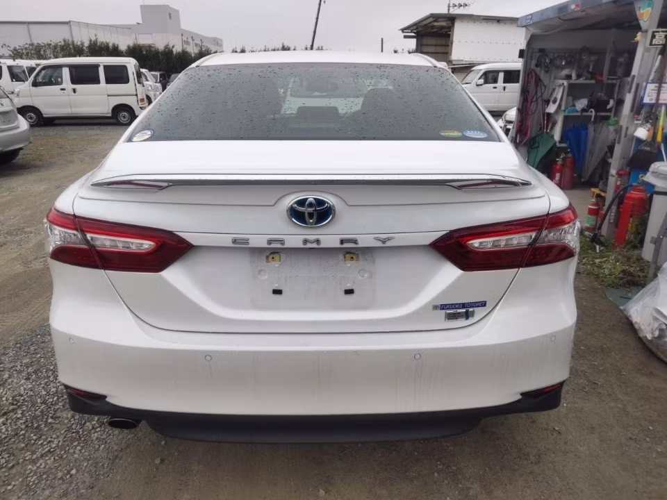 TOYOTA CAMRY