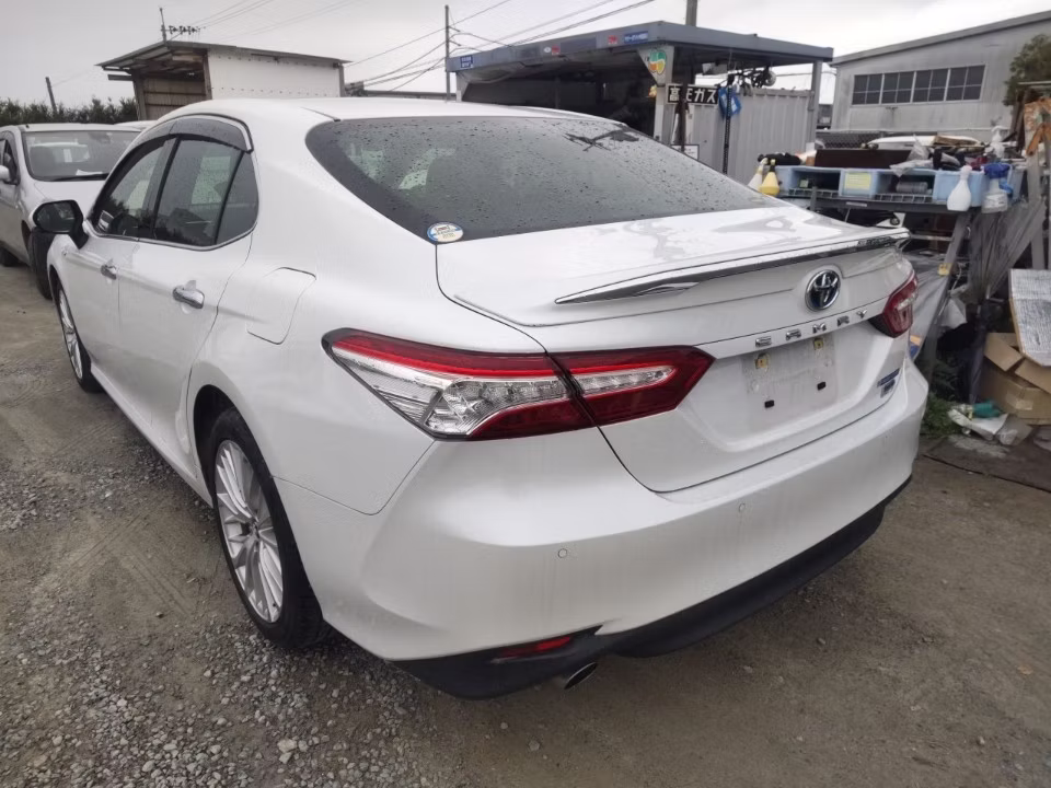 TOYOTA CAMRY