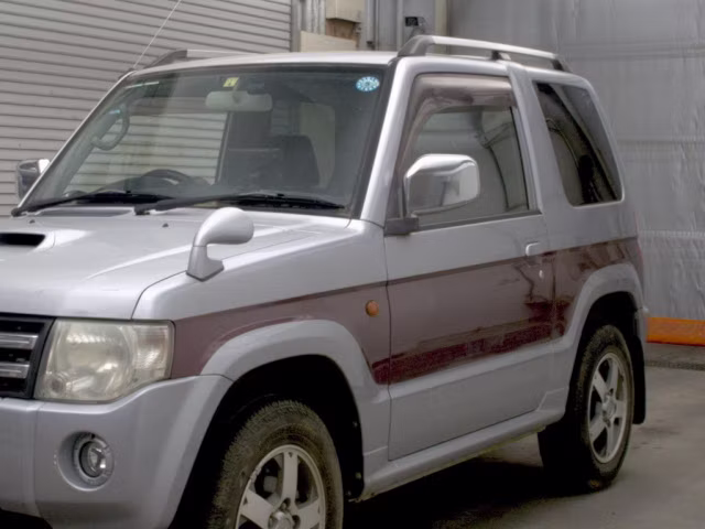 MITSUBISHI PAJERO MINI