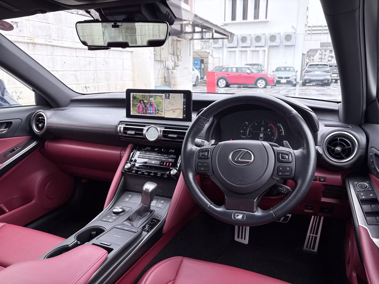 LEXUS IS300H
