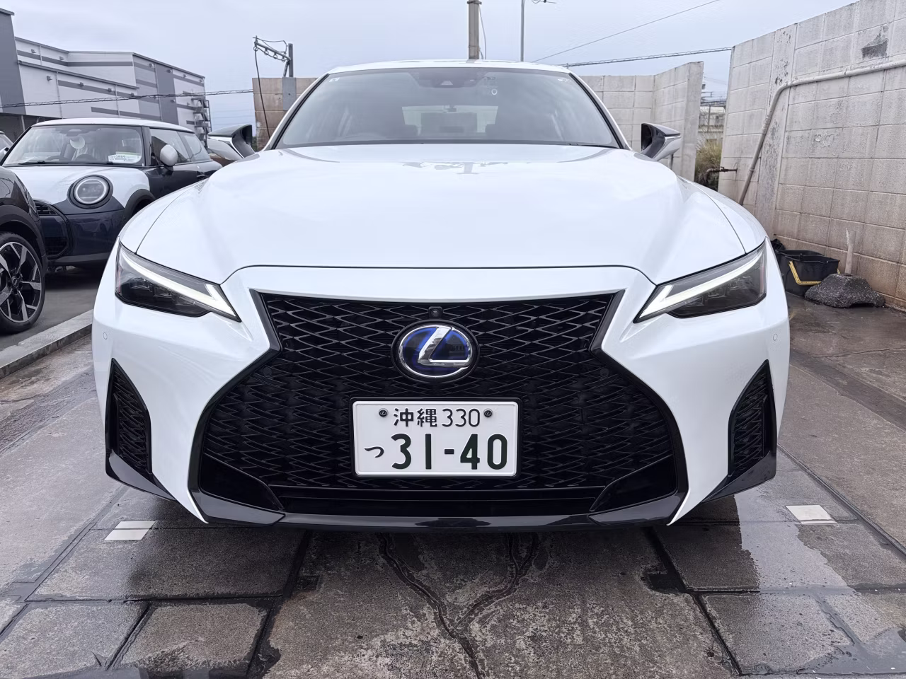 LEXUS IS300H