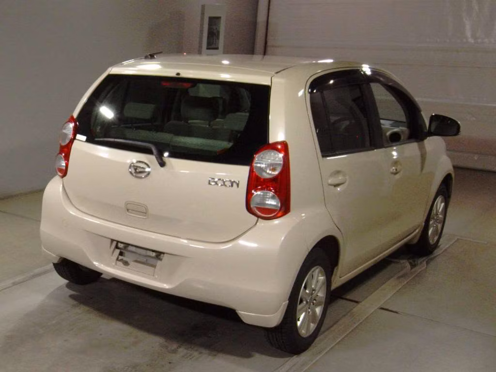 DAIHATSU BOON