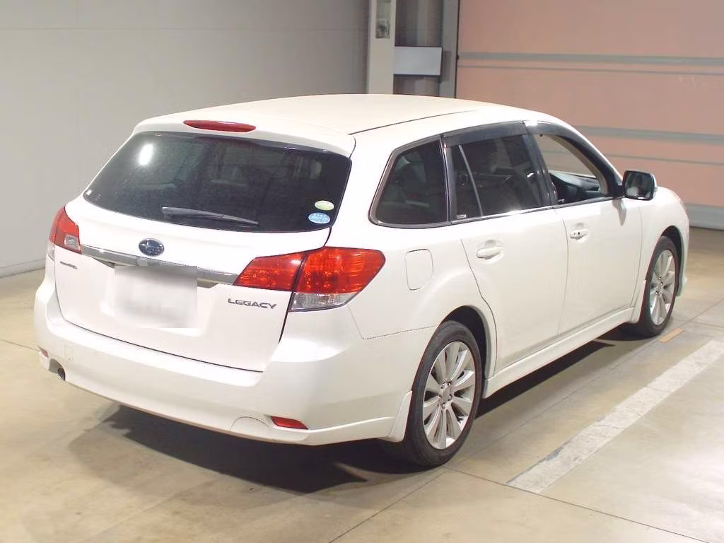 SUBARU LEGACY