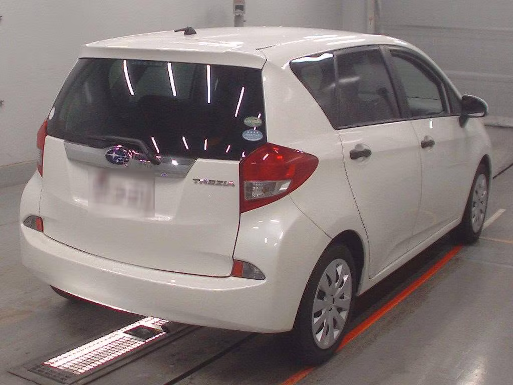 SUBARU TREZIA