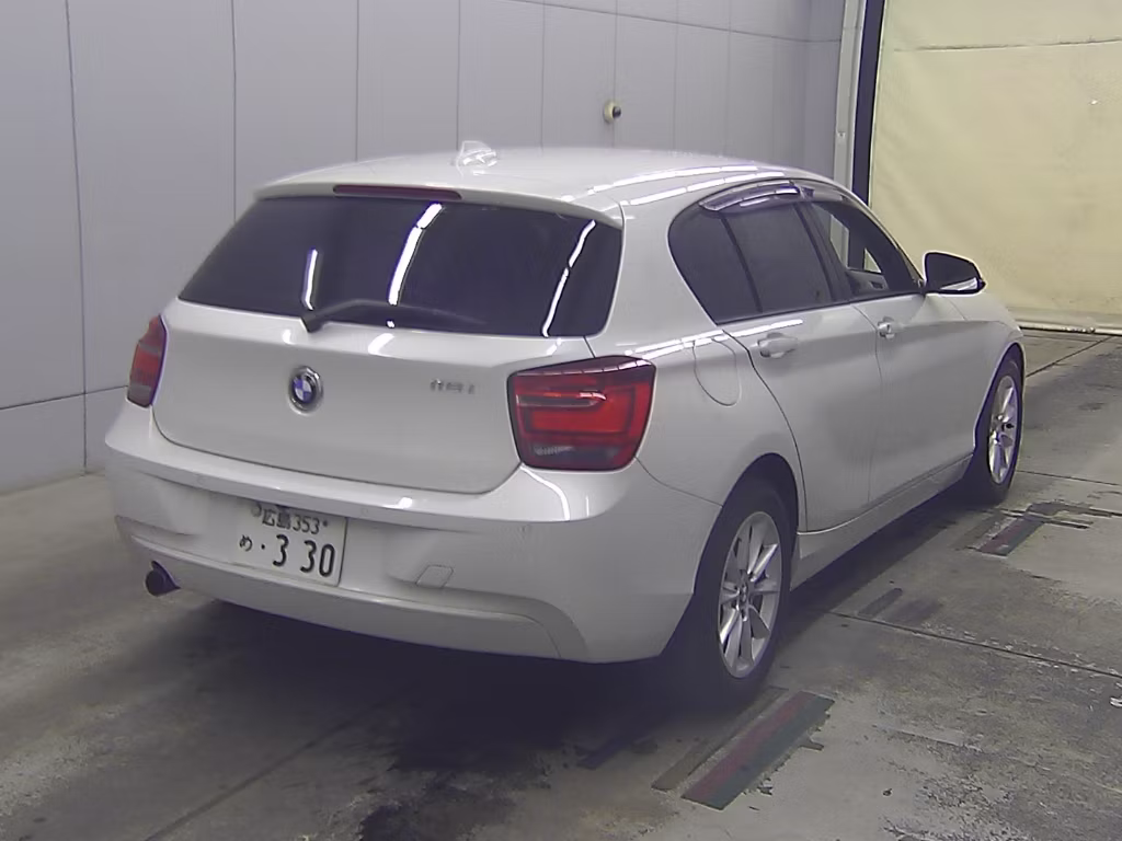 BMW 1-SERIES