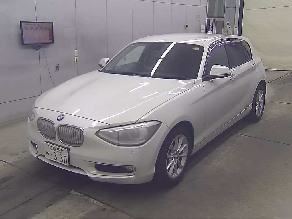 BMW 1-SERIES