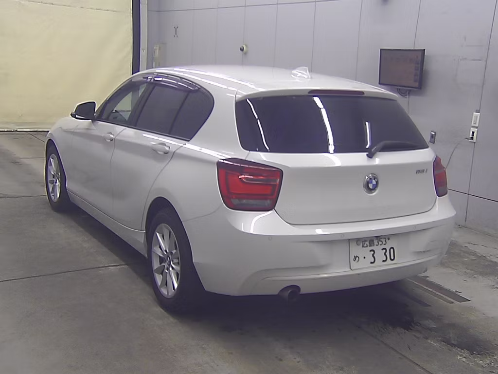 BMW 1-SERIES
