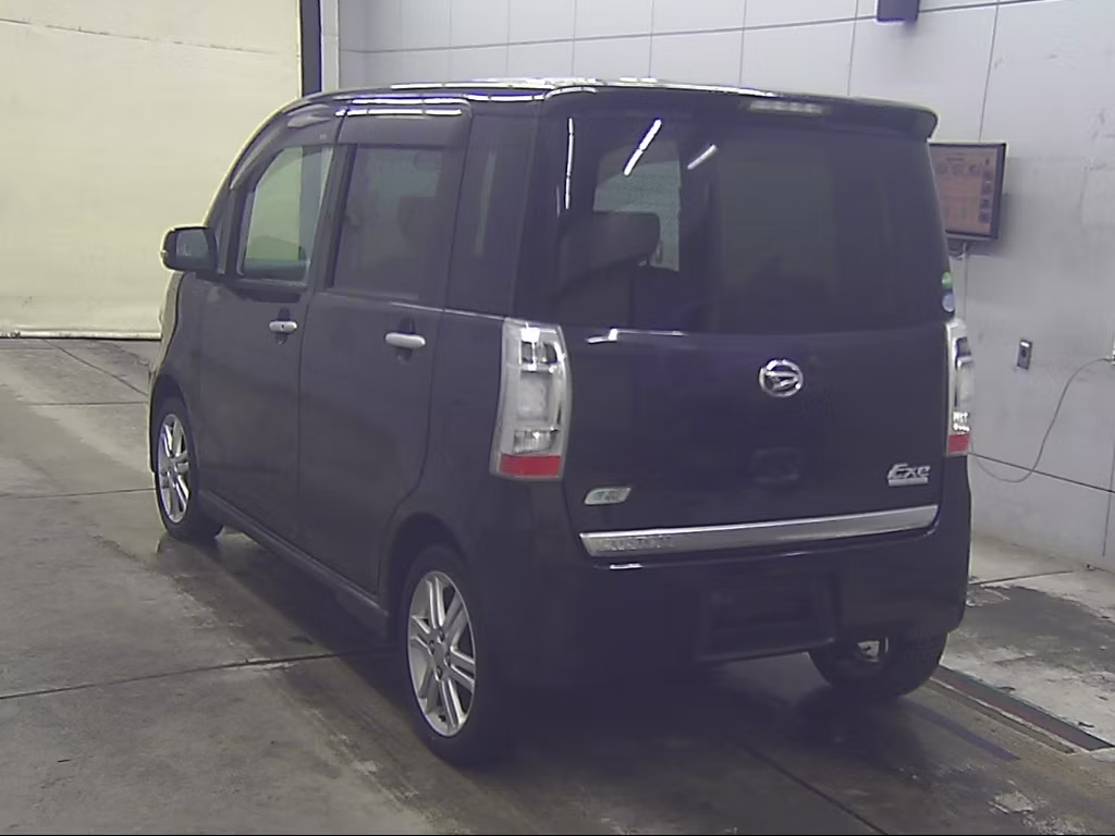 DAIHATSU TANTO EXE