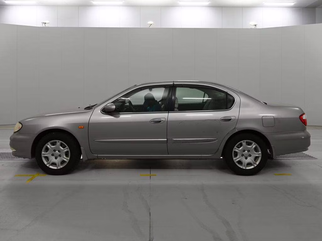 NISSAN CEFIRO