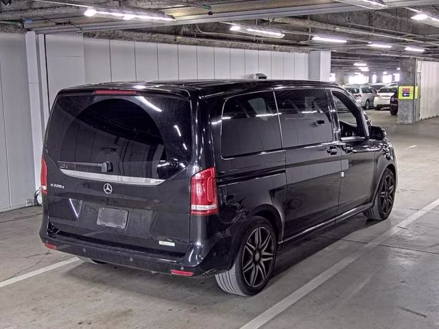 MERCEDES-BENZ V-CLASS