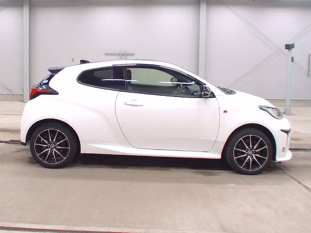 TOYOTA GR YARIS