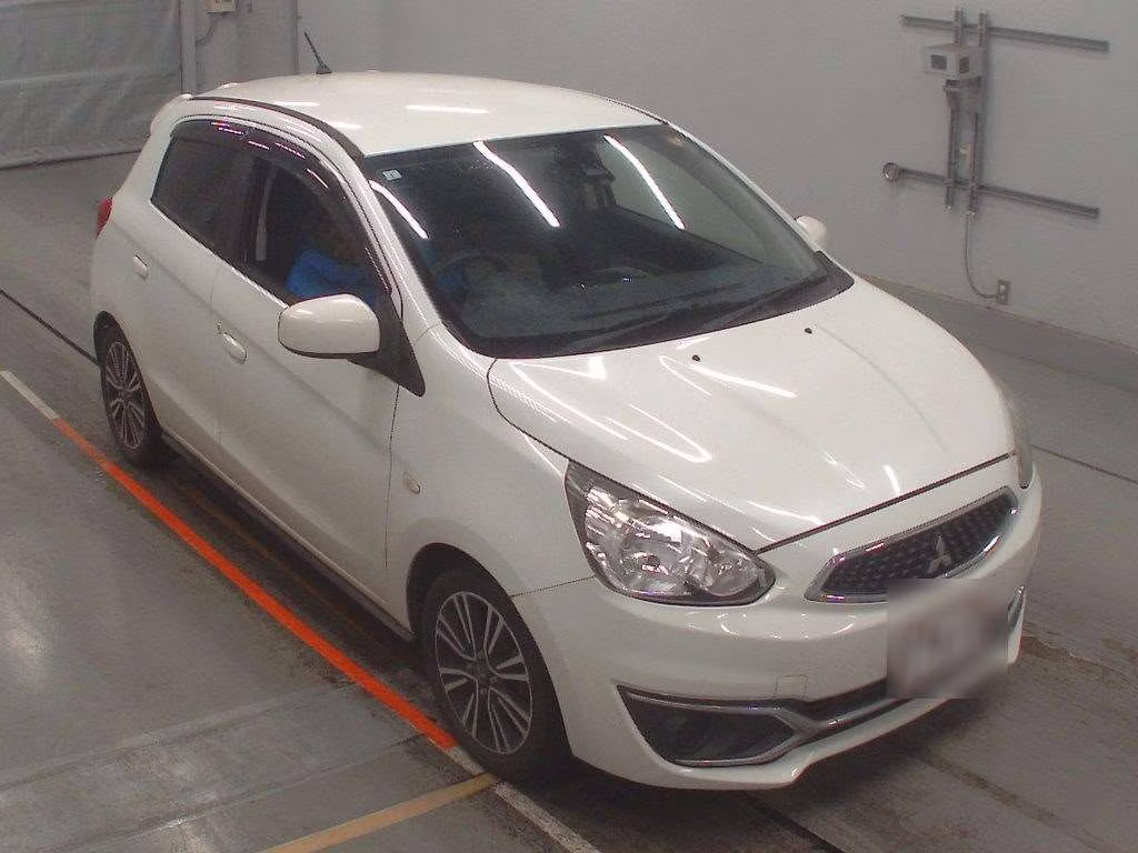 MITSUBISHI MIRAGE
