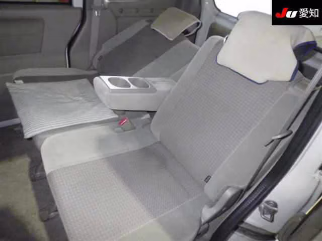 MITSUBISHI TOWN BOX