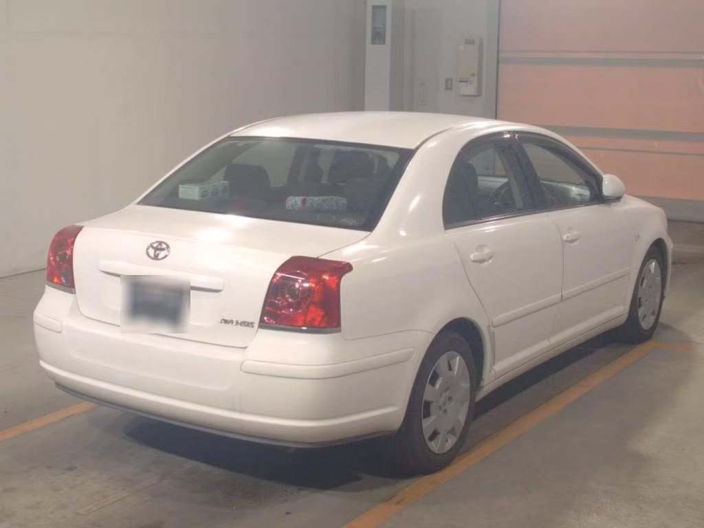 TOYOTA AVENSIS