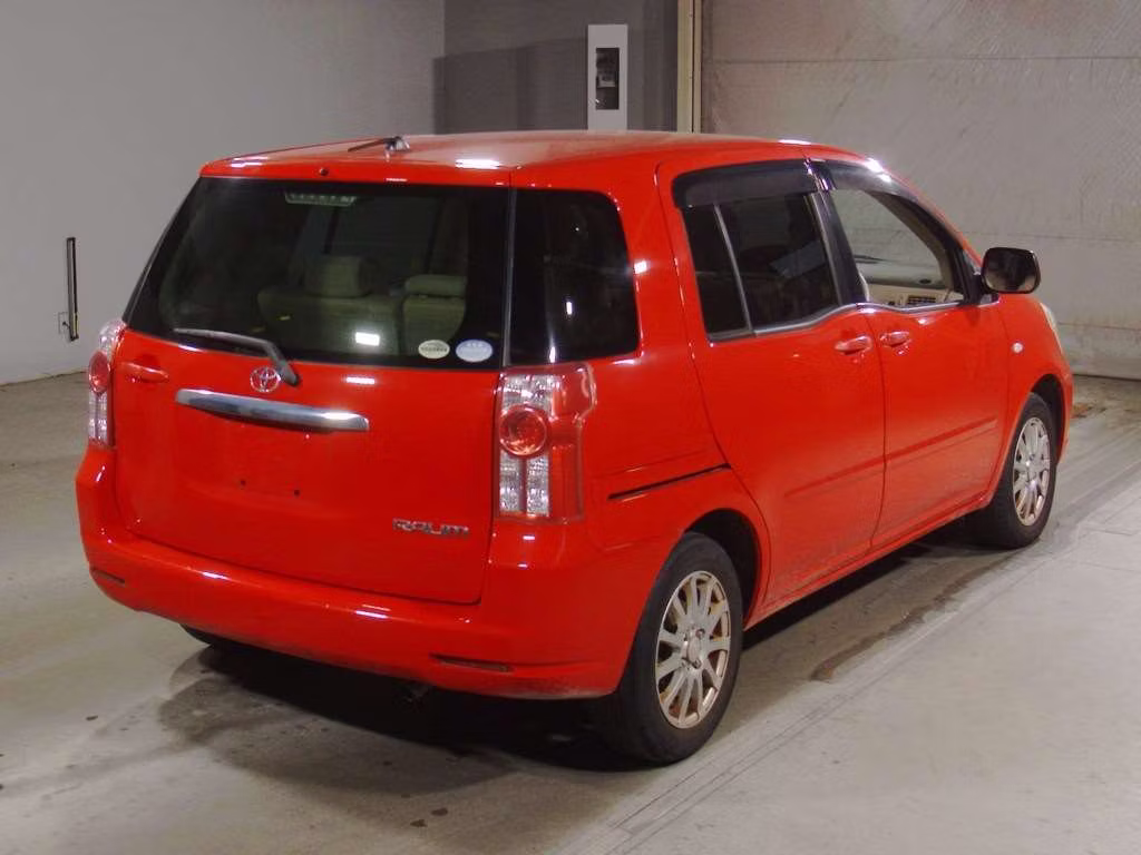 TOYOTA RAUM