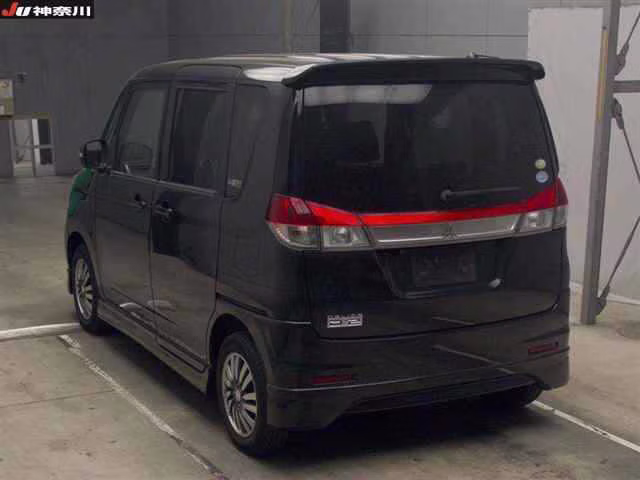 MITSUBISHI DELICA D:2