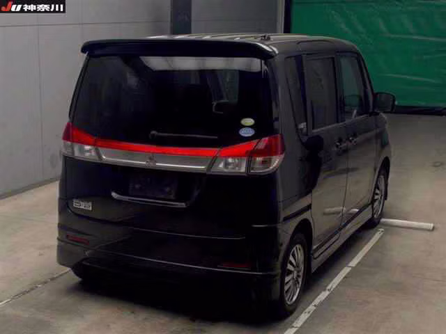 MITSUBISHI DELICA D:2