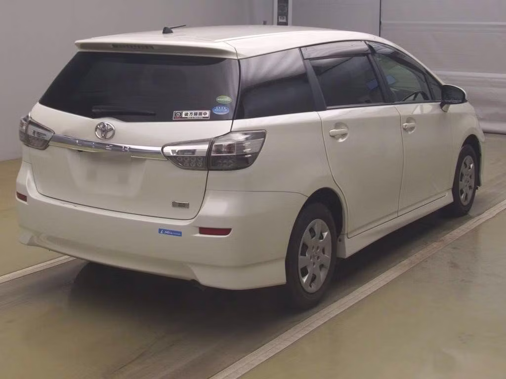 TOYOTA WISH