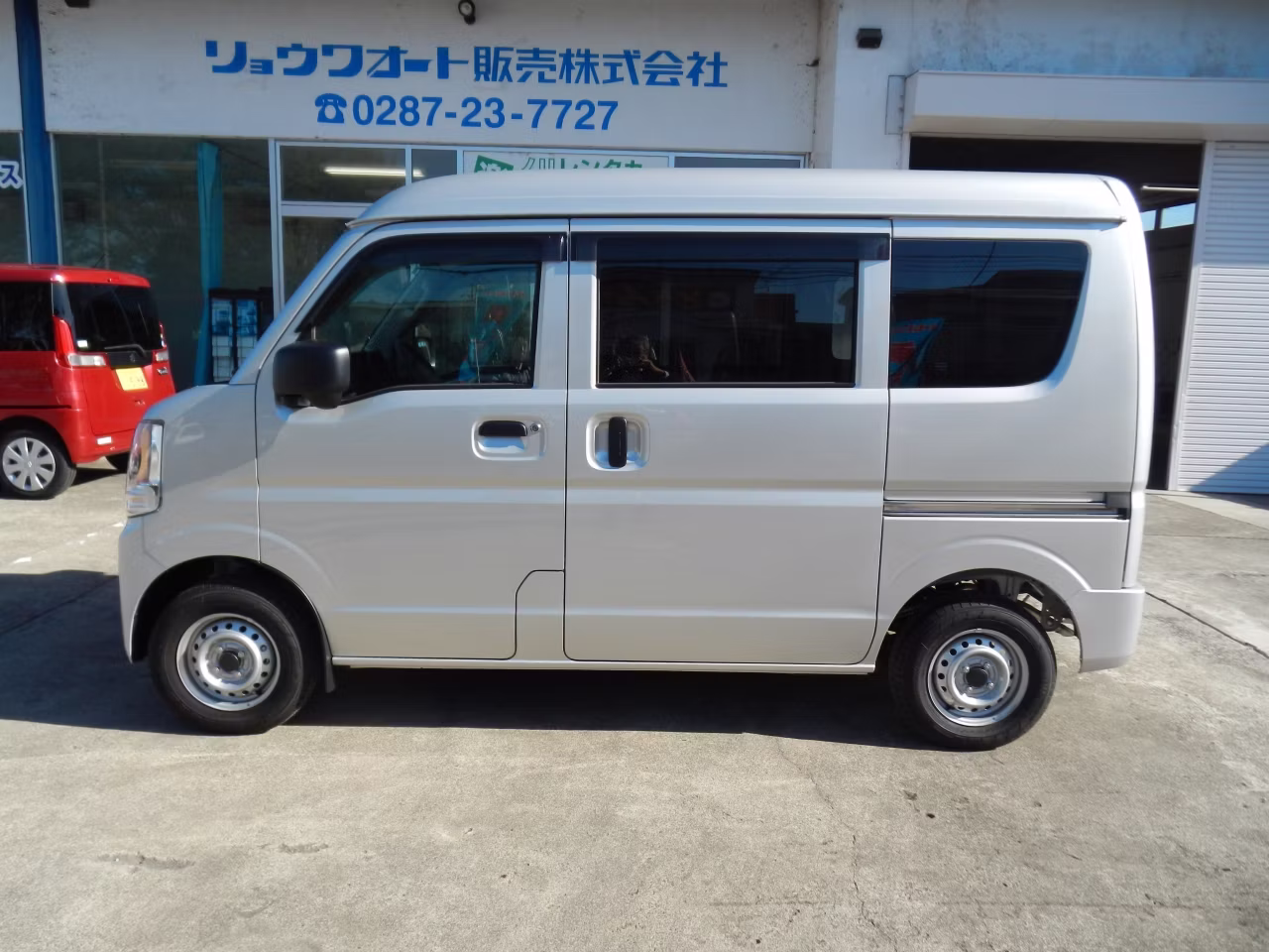 MITSUBISHI MINICAB