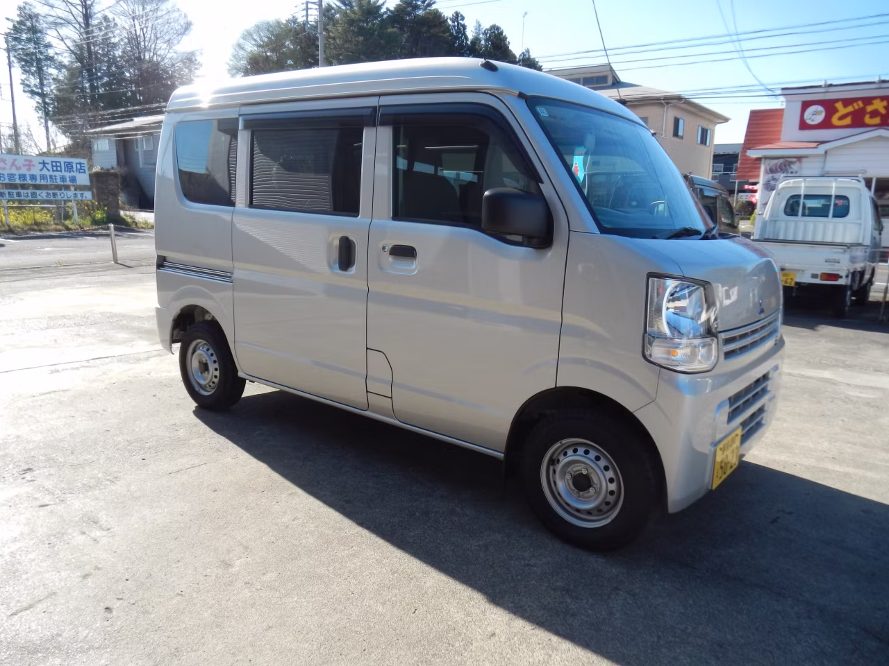MITSUBISHI MINICAB