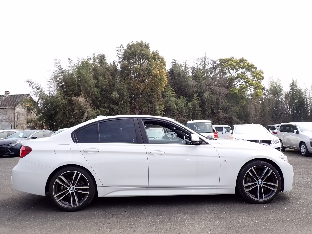 BMW 3-SERIES