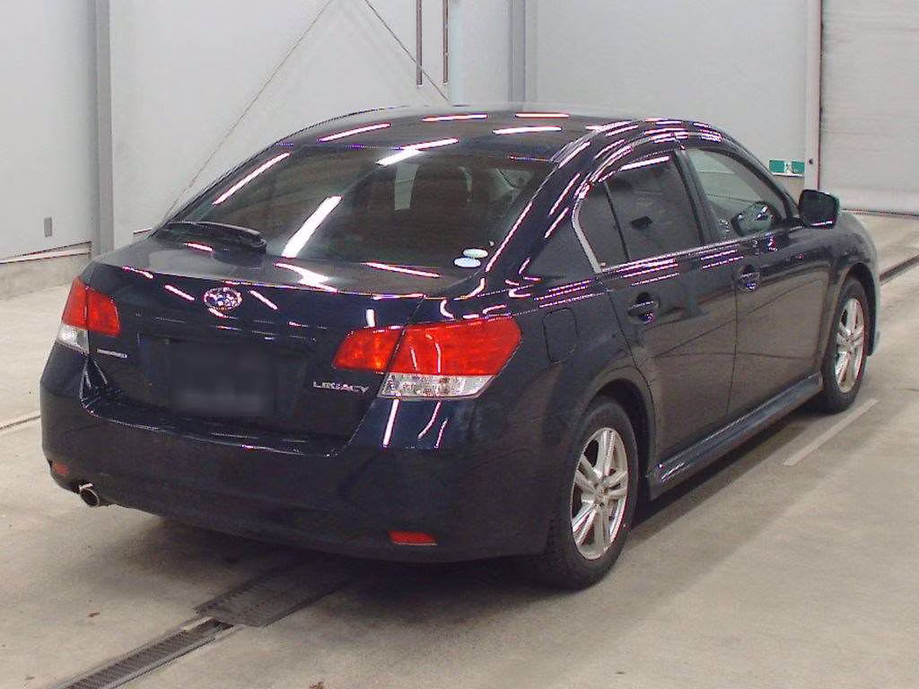 SUBARU LEGACY B4