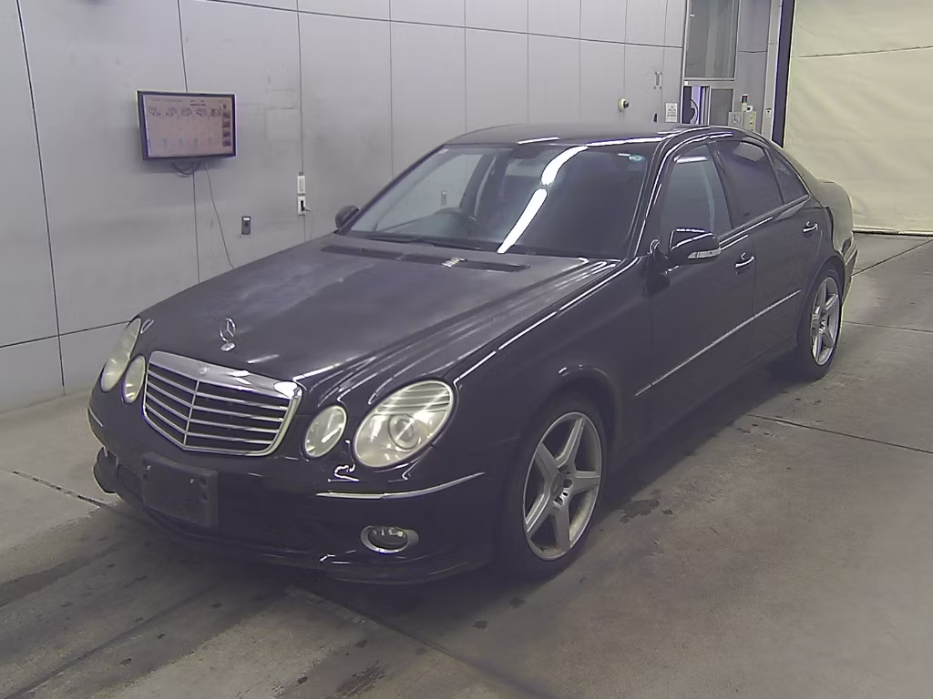 MERCEDES-BENZ E-CLASS