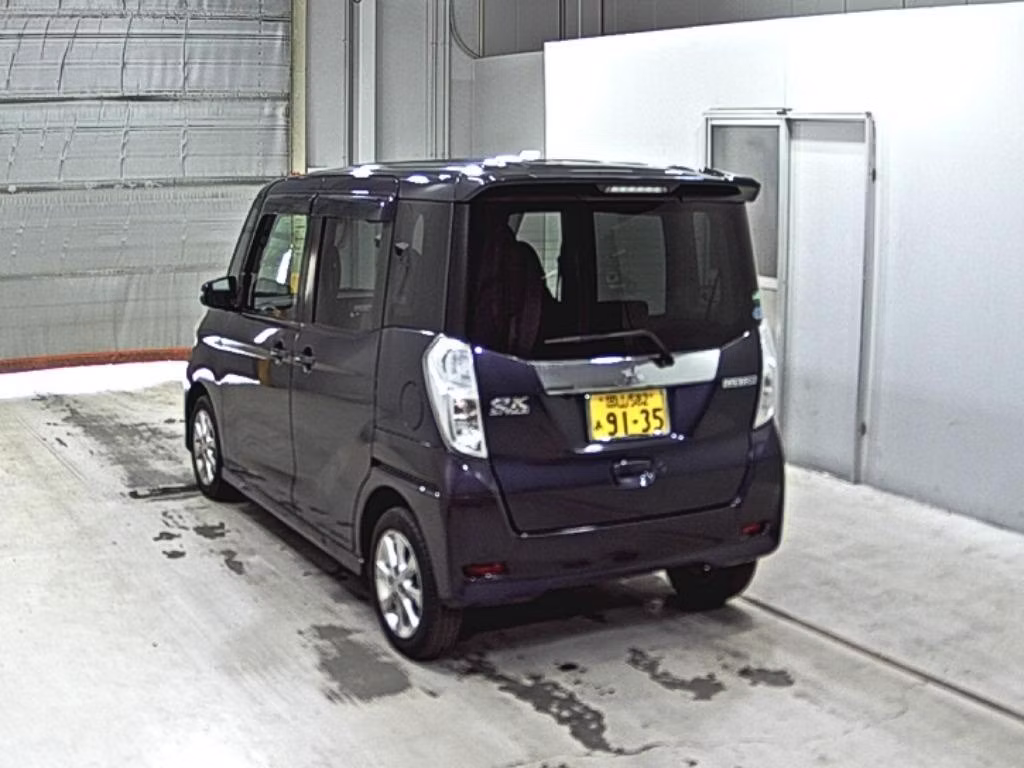 MITSUBISHI EK SPACE