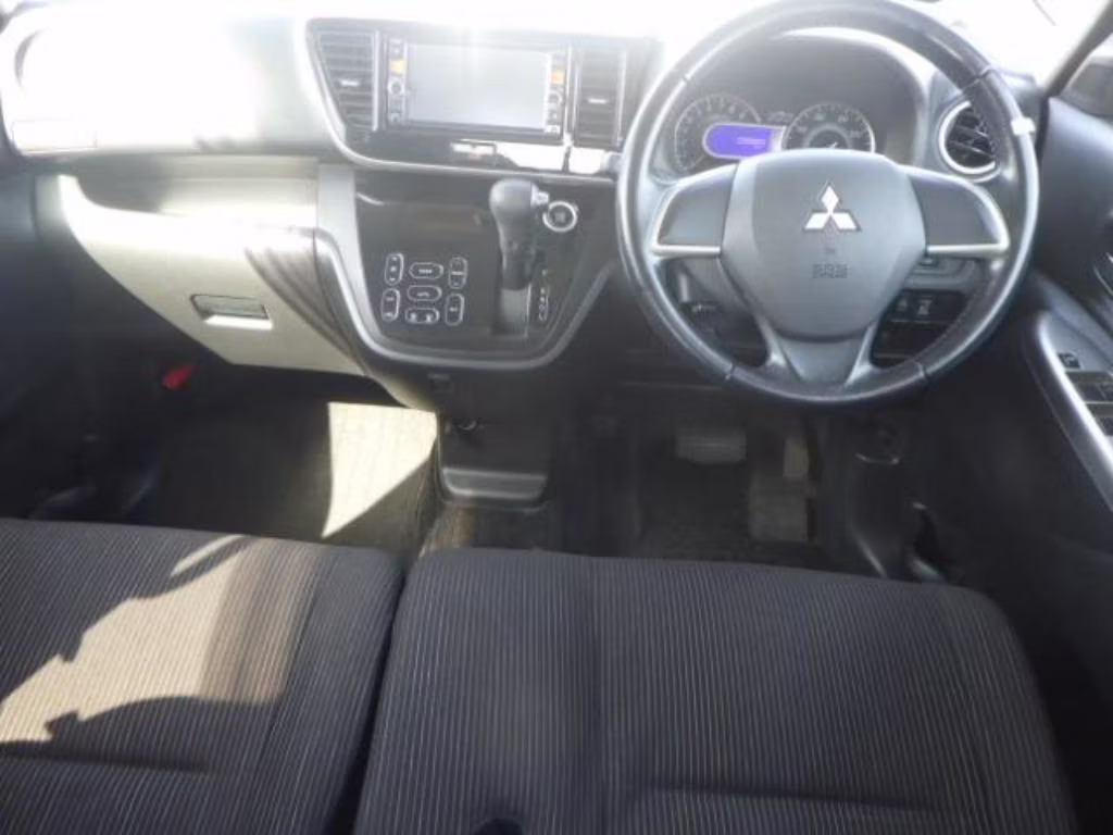 MITSUBISHI EK SPACE