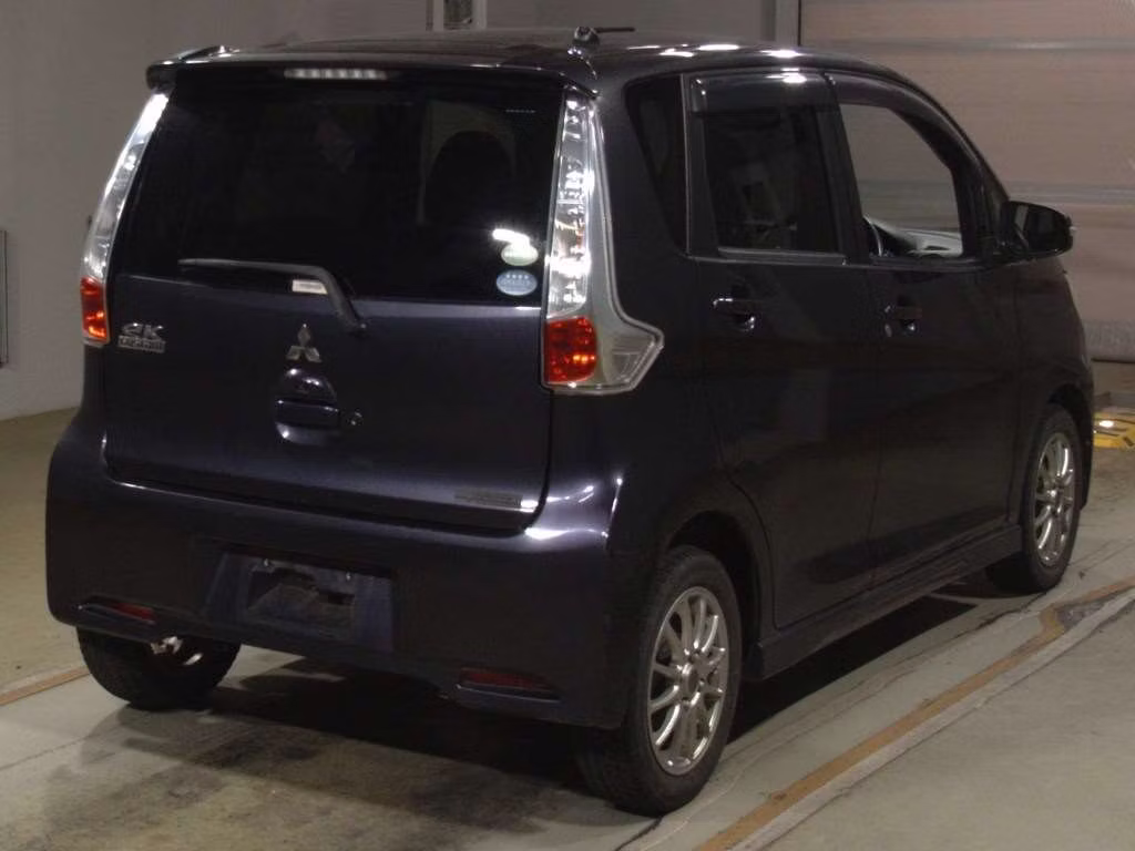 MITSUBISHI EK CUSTOM