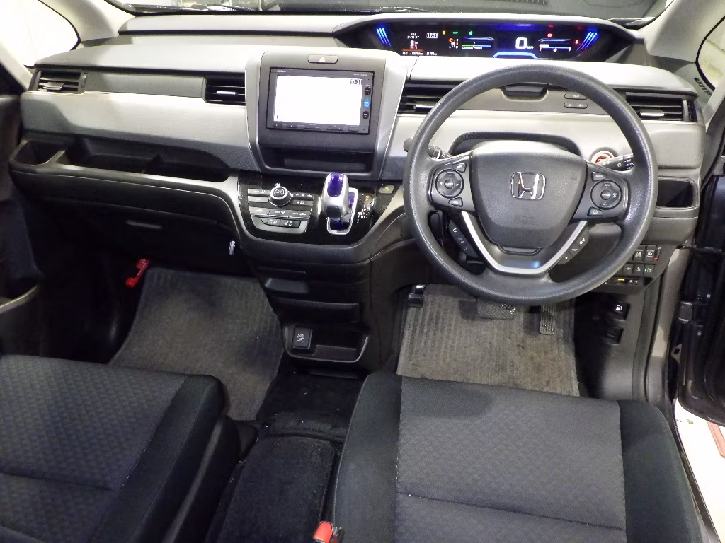 HONDA FREED+