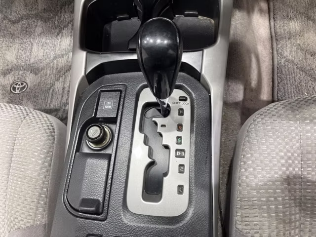 TOYOTA HILUX SURF