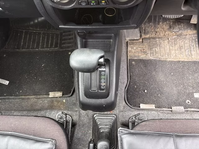 MITSUBISHI PAJERO MINI