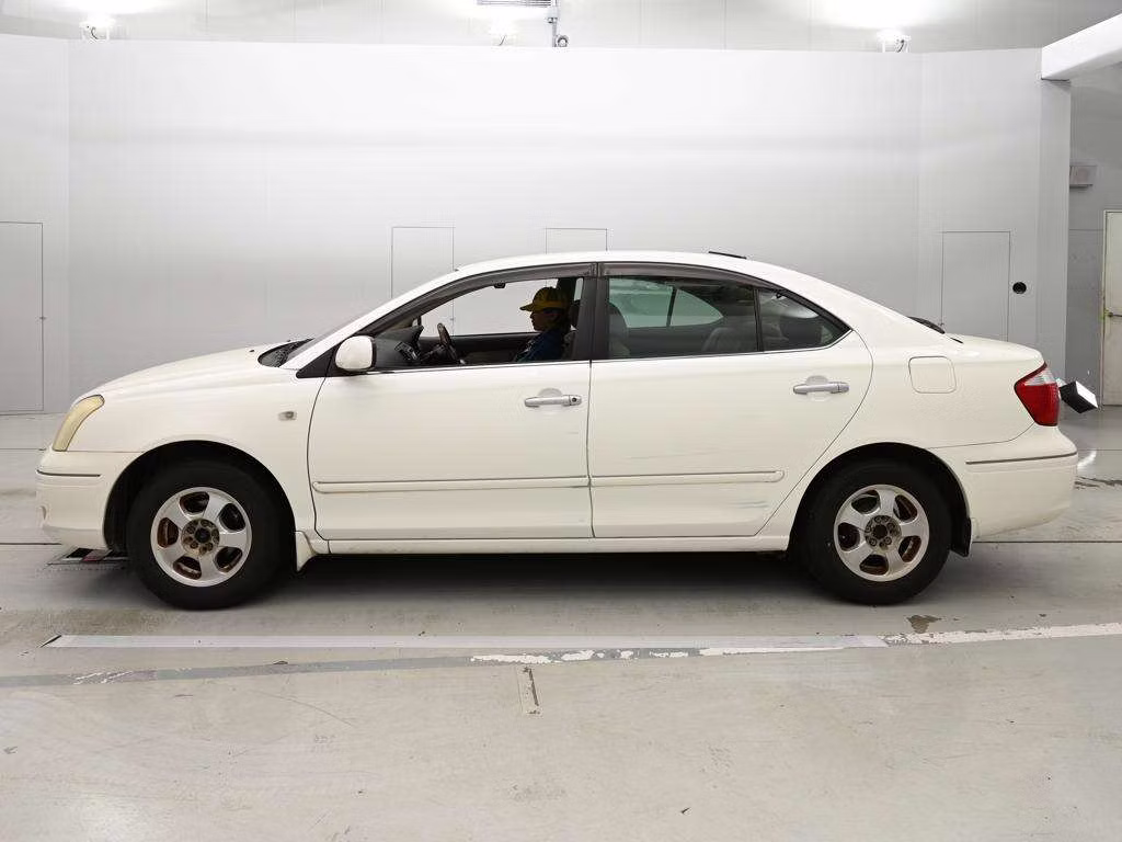 TOYOTA PREMIO