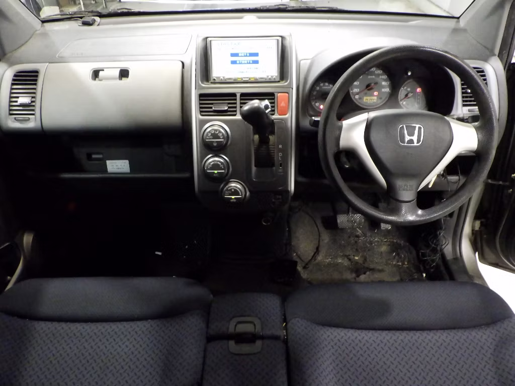 HONDA MOBILIO SPIKE