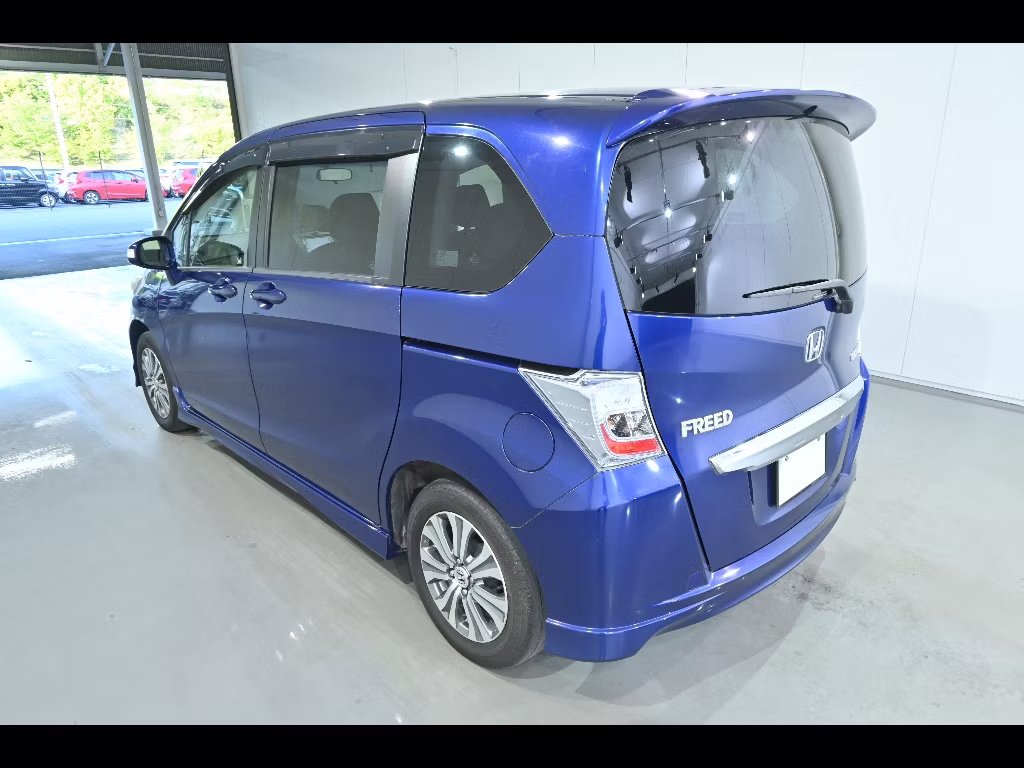 HONDA FREED