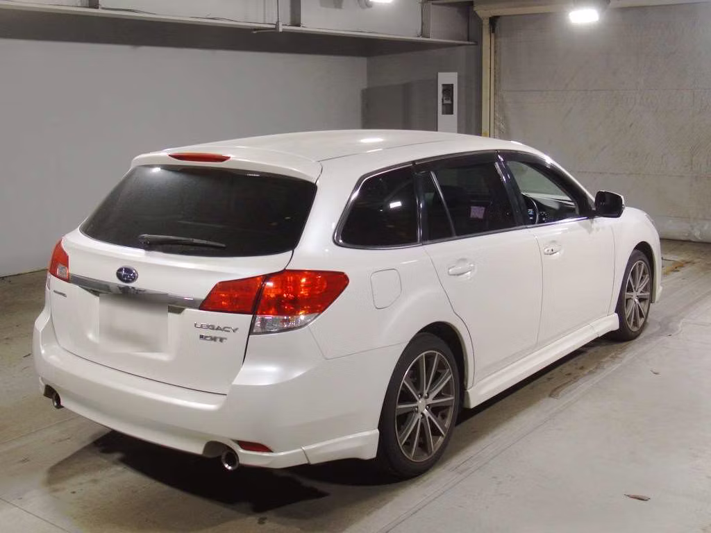 SUBARU LEGACY