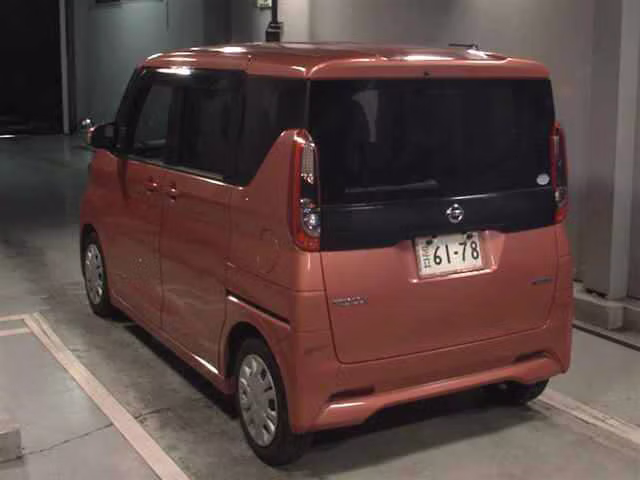 NISSAN ROOX