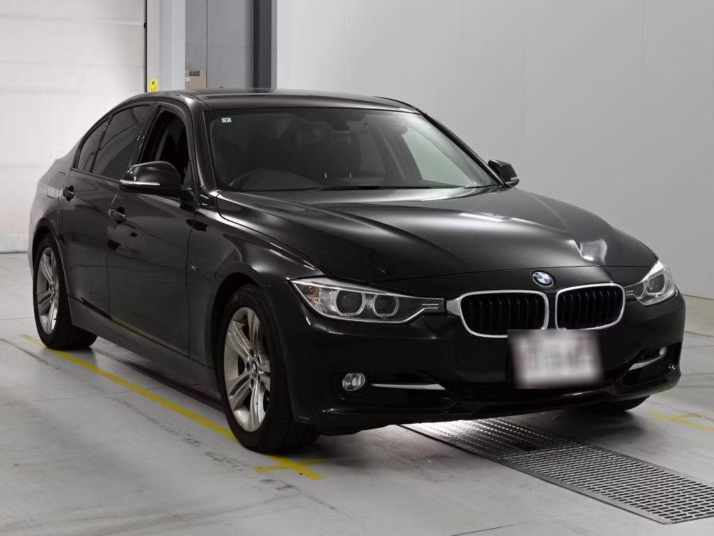 BMW 3-SERIES