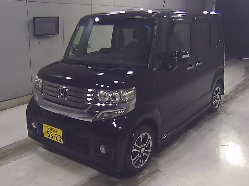 HONDA N-BOX
