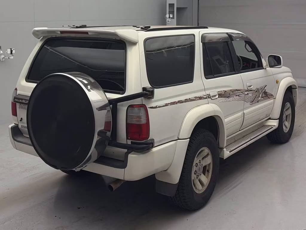 TOYOTA HILUX SURF