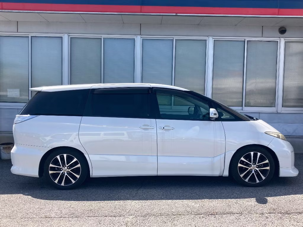 TOYOTA ESTIMA