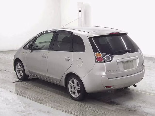 MITSUBISHI COLT PLUS