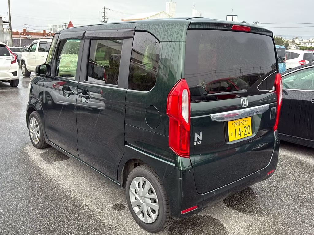 HONDA N-BOX