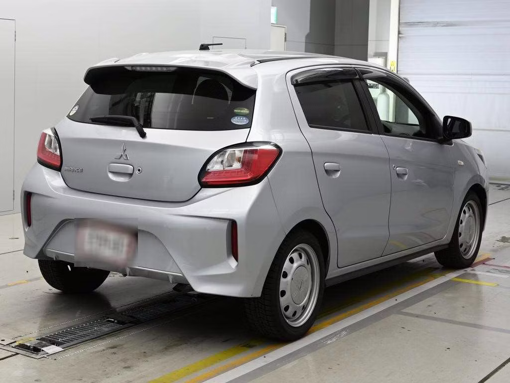 MITSUBISHI MIRAGE
