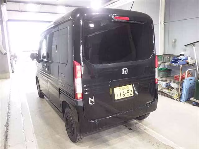 HONDA N-VAN