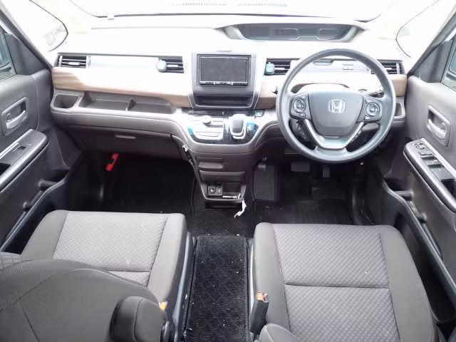 HONDA FREED+