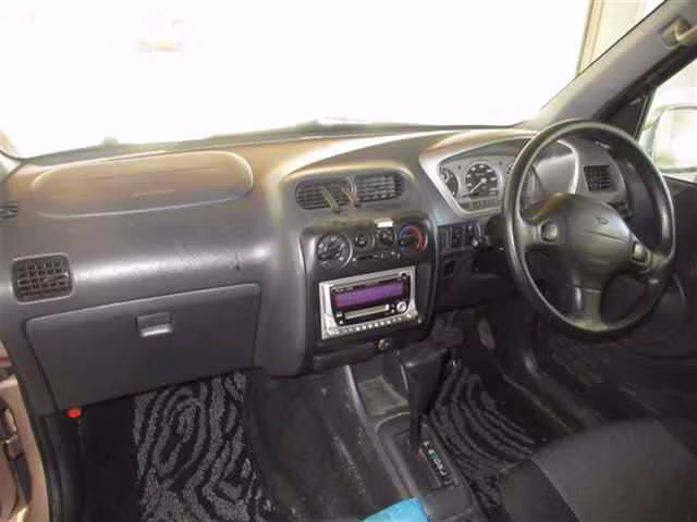 DAIHATSU TERIOS KID